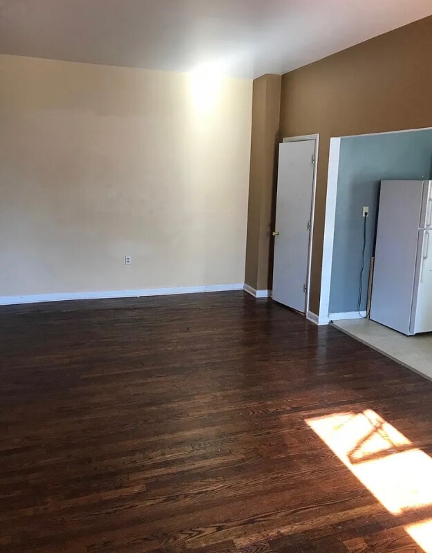 728 Anderson St in Trenton, NJ - Building Photo - Building Photo