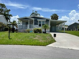 6291 Birch Ln in Atlantis, FL - Building Photo