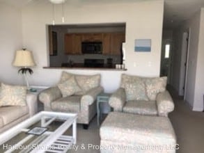 3328 N Key Dr-Unit -Unit 7 in North Fort Myers, FL - Foto de edificio - Building Photo