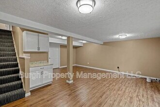 645 Deer Watch Rd in Bridgeville, PA - Building Photo - Building Photo