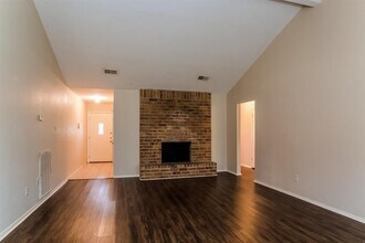 22506 Spring Gate Dr in Spring, TX - Building Photo - Building Photo