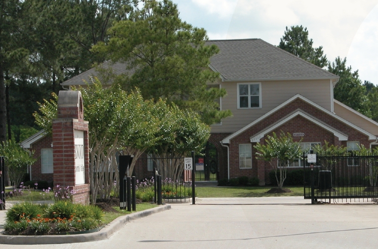 Trinity Starwood in Houston, TX - Building Photo