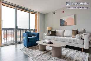 4835 Cordell Ave in Bethesda, MD - Building Photo