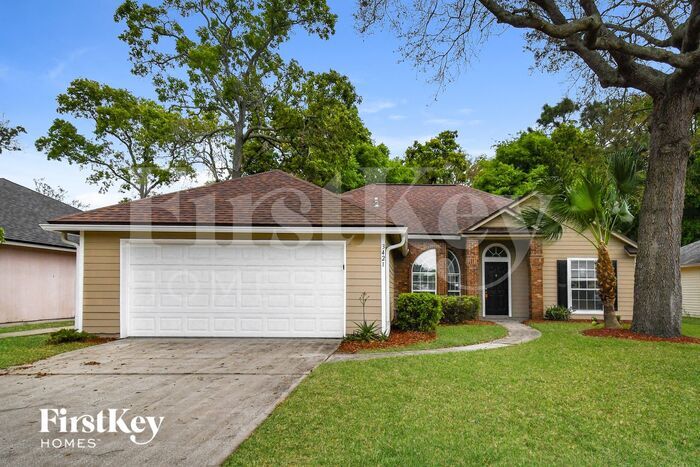 3421 Provincial Cir S in Jacksonville, FL - Building Photo