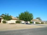 20245 Pawhuska Rd in Apple Valley, CA - Building Photo - Building Photo