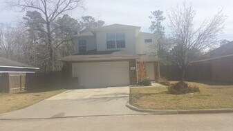 8210 Scarlet Tanager Dr in Humble, TX - Building Photo