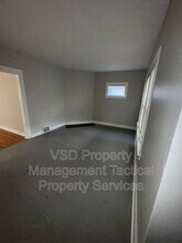 13436 Hartford Rd in East Cleveland, OH - Building Photo - Building Photo