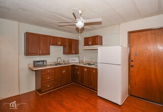 302 Western Hills Dr, Unit 302 Western Hills in Abilene, TX - Building Photo - Building Photo