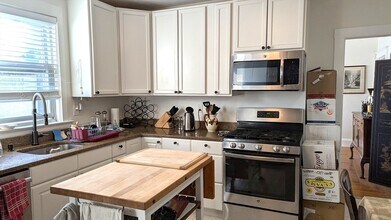 346 Lexington St in Newton, MA - Building Photo - Building Photo