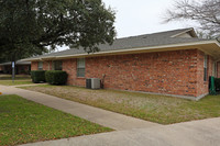 Crystal Falls Village in Leander, TX - Foto de edificio - Building Photo