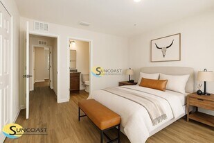 7203 Midway Terrace, Unit 2 in Ocala, FL - Building Photo