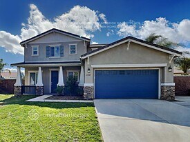 33087 Rose Quartz Cir in Menifee, CA - Building Photo