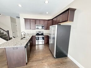 754 Sedgegrass Dr in Champaign, IL - Building Photo - Building Photo