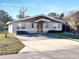 907 Lake Jessie Dr