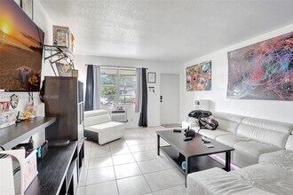 5816 Cleveland St in Hollywood, FL - Building Photo - Building Photo