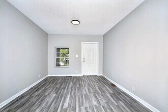 414 N Temple Ave in Indianapolis, IN - Building Photo - Building Photo