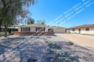 3704 S Terrace Rd in Tempe, AZ - Building Photo - Building Photo