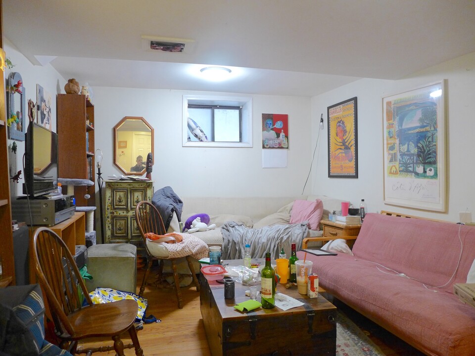 152 Kelton St, Unit B1 in Boston, MA - Building Photo