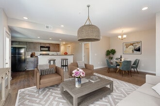 The Lofts at Rose Monte Townhomes in Nashville, TN - Foto de edificio - Building Photo