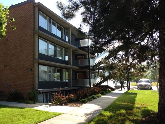 1180 Clermont Apartments in Denver, CO - Foto de edificio