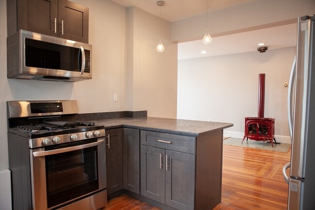 property at 19 Rowell St