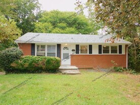 1404 Lincoln St in Greensboro, NC - Building Photo