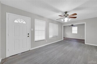 14 S 26th St in McAllen, TX - Building Photo - Building Photo