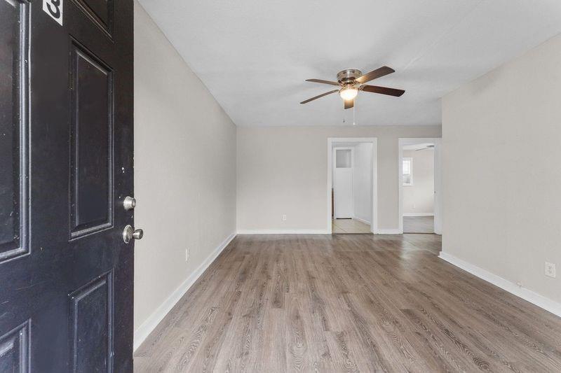 2400 Boss St in La Marque, TX - Building Photo