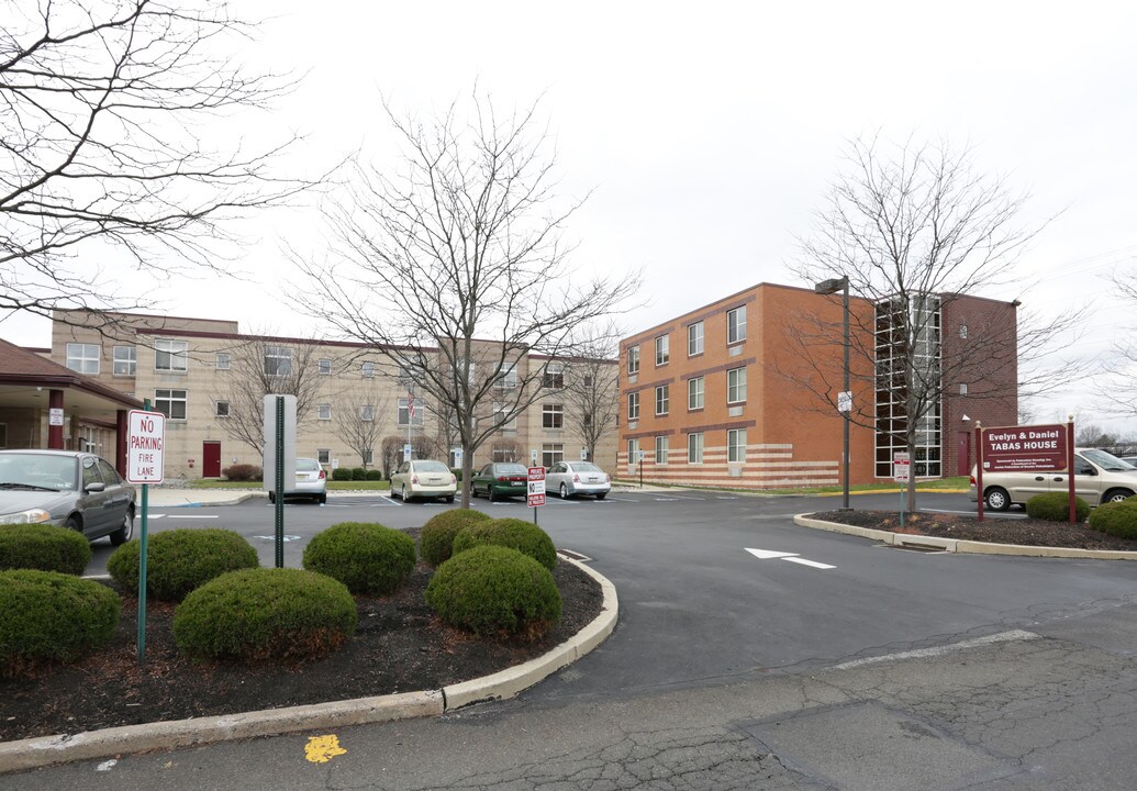 Evelyn and Daniel Tabas House in Philadelphia, PA - Foto de edificio