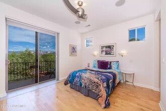 185 Arroyo Pinon Dr, Unit Luxury home in Sedona, AZ - Foto de edificio - Building Photo