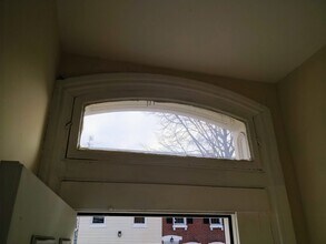 653 Chain St, Unit 3 in Norristown, PA - Foto de edificio - Building Photo