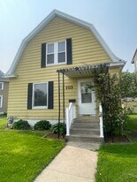 103 Elmwood St in Waterloo, IA - Building Photo