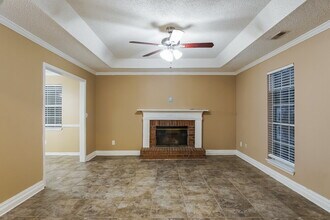 144 Carriage Dr in Alabaster, AL - Building Photo - Building Photo