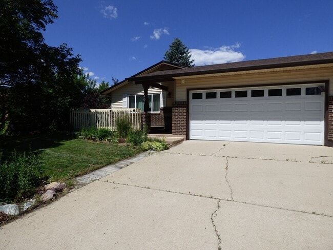 property at 1401 Mt Evans Dr
