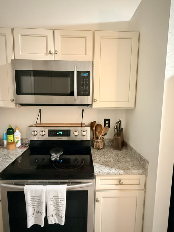 15 Kulanihakoi St in Kihei, HI - Building Photo - Building Photo