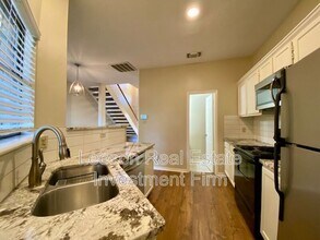 9221 Ellerbe Rd in Shreveport, LA - Building Photo - Building Photo