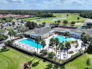 5056 Barnet Dr in Davenport, FL - Building Photo - Building Photo