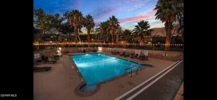 350 Thunderbird Dr in El Paso, TX - Building Photo - Building Photo