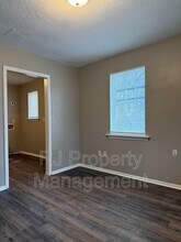 2365 Dexter Ave in Memphis, TN - Building Photo - Building Photo