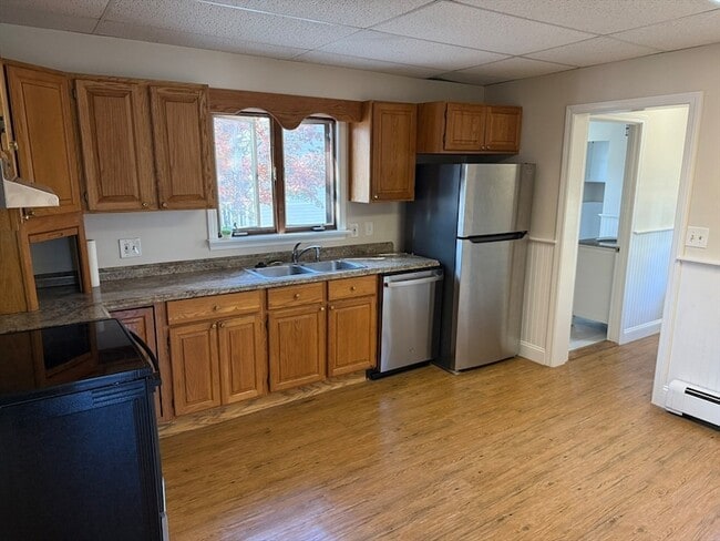 2 Fremont St, Unit 1 in Plymouth, MA - Building Photo - Building Photo