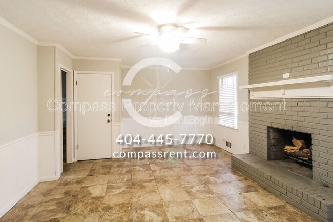 5092 Maggie Dr SW in Stone Mountain, GA - Foto de edificio - Building Photo