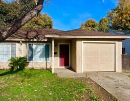 1802-1804 Madrone Ave in West Sacramento, CA - Building Photo