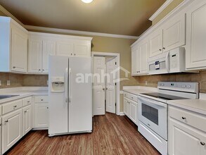 1100 Secotan Pl in Fuquay Varina, NC - Foto de edificio - Building Photo