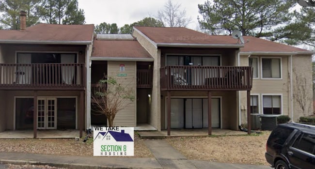 property at 3575 Oakvale Rd