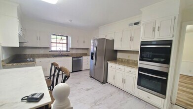 1799 Wiggins Cir SW in Conyers, GA - Building Photo - Building Photo