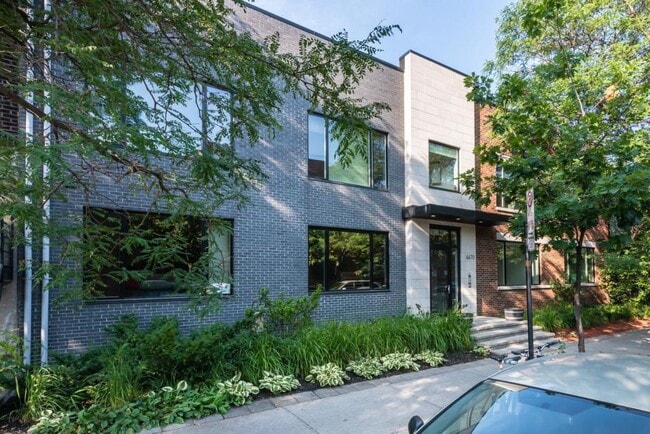 6670 Jeanne-Mance Rue