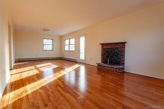55 Holland Ave in Sleepy Hollow, NY - Building Photo - Building Photo