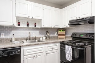 Cheap Sandy Springs Apartments For Rent From 700 Sandy Springs Ga