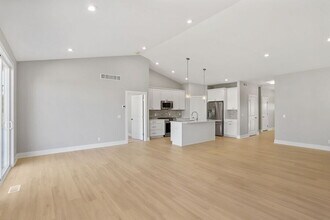 11948 Smithfied drive in Holland, MI - Building Photo - Building Photo