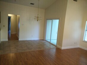 1516 Hux Ct in Irving, TX - Building Photo - Building Photo